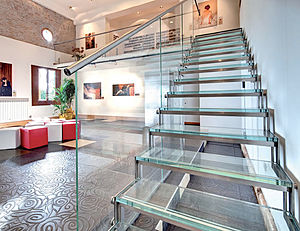 escalera-cristal