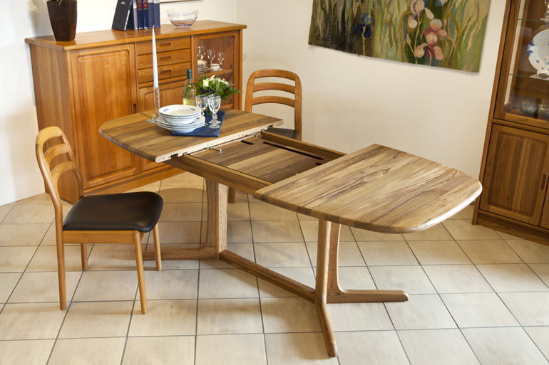 Mesa de comedor moderna / de teca / ovalada / extensible - 9224C/1 ... Mesa de comedor moderna / de teca / ovalada / extensible - 9224C/1 ...