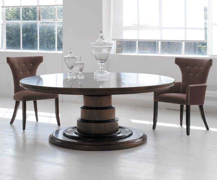 Mesa moderna / de madera / redonda / de interior novello ... Mesas de comedor redondas modernas