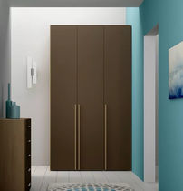Armario moderno / de madera / con puerta...