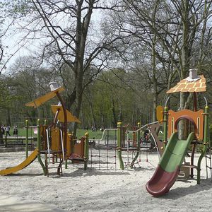 estación de juego de plástico / de acero / de HPL / para parque infantil