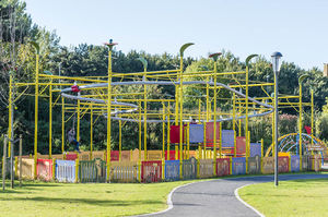 tirolina para parque infantil