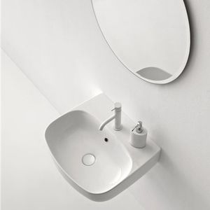 lavabo suspendido / ovalado / de cerámica / moderno