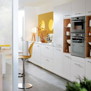 cocina moderna / de roble / de cuarzo / de material laminado