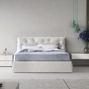 cama de matrimonio / moderna / tapizada / con cabecero