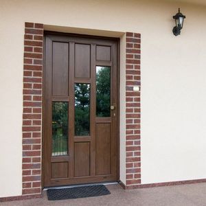 puerta de entrada / abatible / de PVC / de seguridad