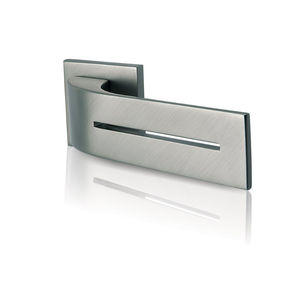 manilla para puerta / de latón / moderna