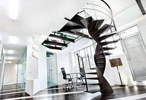 escalera de caracol / sin contrahuellas / de diseño original