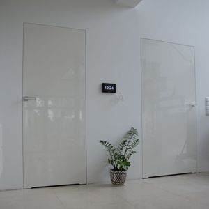 puerta de interior / abatible / de aluminio / a ras