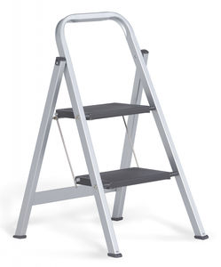 escalera pequeña para el sector servicios
