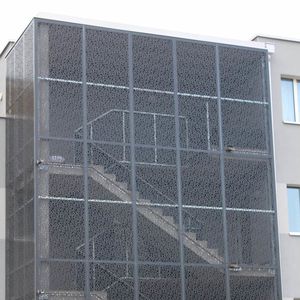 barandilla de aluminio / con paneles / de balaustradas / de exterior