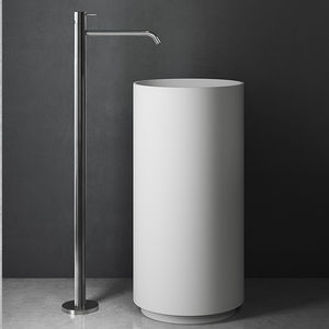grifo monomando para lavabo / para suelo / de acero inoxidable / de baño
