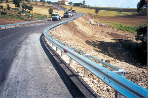 barrera de seguridad de acero galvanizado / de tráfico