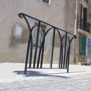barrera de protección / fija / de acero / para espacio público