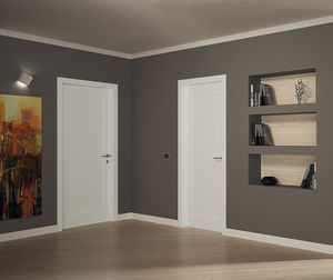 puerta de interior / abatible / de madera maciza