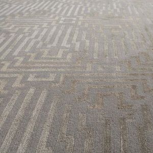 alfombra moderna / con motivos geométricos / de seda / de lana del Tíbet