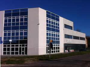 muro cortina estructura autoportante / de vidrio