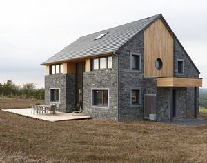 casa prefabricada / pasiva / de madera maciza apilada / moderna