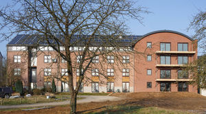 edificio prefabricado / para vivienda comunitaria / de madera / moderno