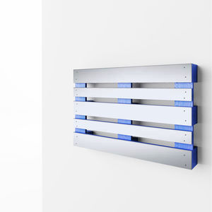 espejo de pared / de diseño original / rectangular / para habitación de hotel