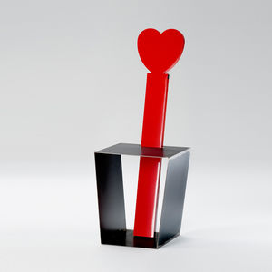 silla de diseño original / de MDF lacado / de metal pintado / para edificio público