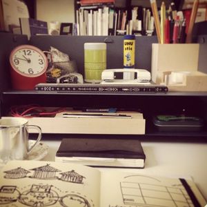 relojes modernos / analógicos / de mesa / de ABS