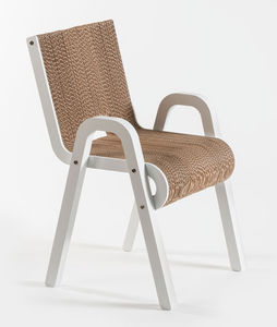 silla de diseño original / con reposabrazos / respetuosa del medioambiente / de roble