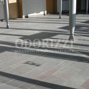 baldosa de exterior / de suelo / de pórfido / cepillada