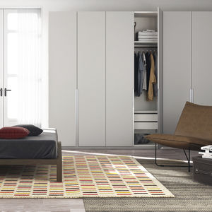 armario moderno / de MDF / con puertas batientes / profesional