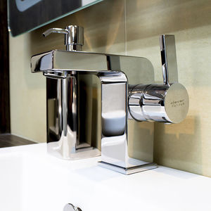 grifo monomando para lavabo / de latón cromado / de baño / con 1 orificio