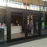 puerta de entrada / abatible / de aluminio / de corte térmico