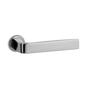 manilla de puerta / de latón / moderna