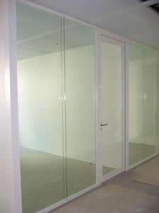 puerta de interior / abatible / de aluminio / acústica