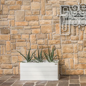 jardinera de hormigón / de aluminio / rectangular / a medida
