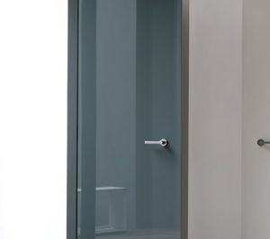 puerta de interior / abatible / de vidrio / a ras