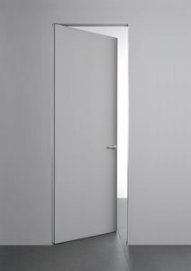 puerta abatible / de aluminio / de madera