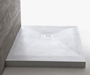 plato de ducha rectangular / de piedra / a medida / a ras de suelo