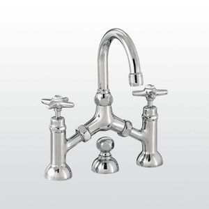 grifo mezclador para lavabo / de libre instalación / de latón / de níquel