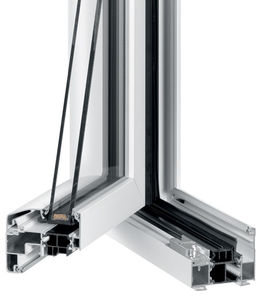 ventana abatible / de aluminio / con vidrio doble / con vidrio triple