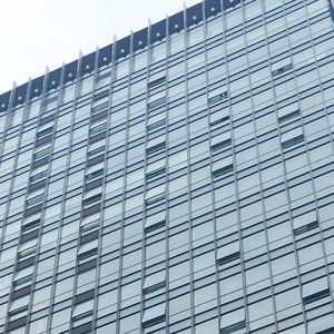ventana basculante / de madera / de aluminio / de PVC