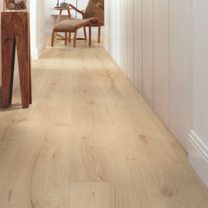 suelo laminado de HDF / flotante con sistema clic / aspecto madera / para el sector servicios