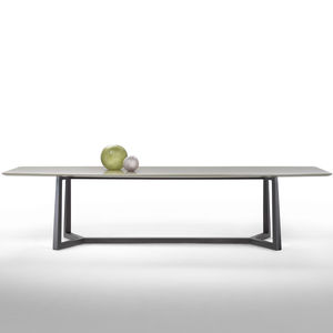 mesa de comedor moderna / de madera maciza / de madera lacada / de madera tintada