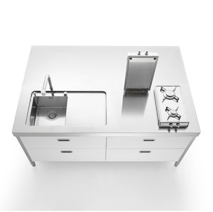 cocina moderna / de madera / de acero inoxidable / con isla
