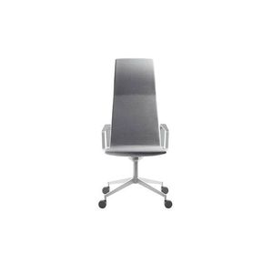 silla de oficina moderna / con ruedas / con patas en forma de estrella / con reposabrazos