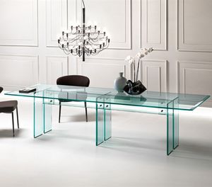 mesa de comedor moderna / de vidrio / rectangular / transparente