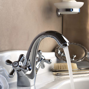 grifo mezclador para lavabo / de libre instalación / de metal cromado / de baño