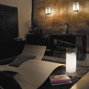 aplique moderno / de vidrio / LED / redondo