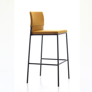 silla de bar moderna / tapizada / con reposapiés / de tejido