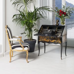 secreter de estilo Luis XV / de madera / de cuero / con espacio de almacenamiento