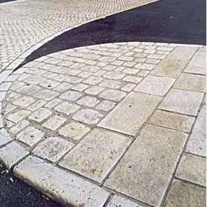 adoquín de piedra reconstituida / transitable / para espacio público / de material reciclado